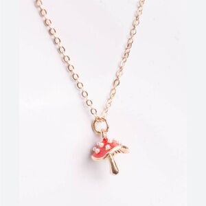 NWT ⚜️🍄⚜️ Mushroom icon necklace
